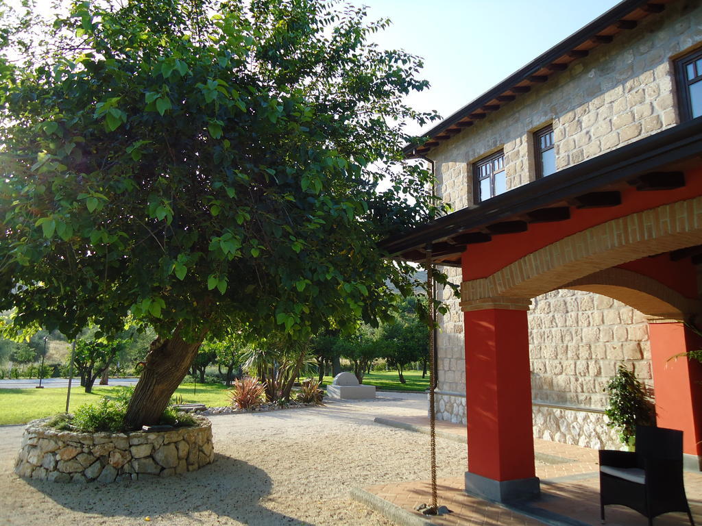 Agrituirsmo Masseria Campierti Falciano del Massico Exteriör bild