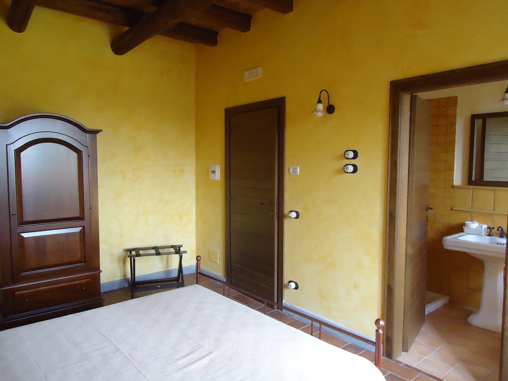 Agrituirsmo Masseria Campierti Falciano del Massico Rum bild